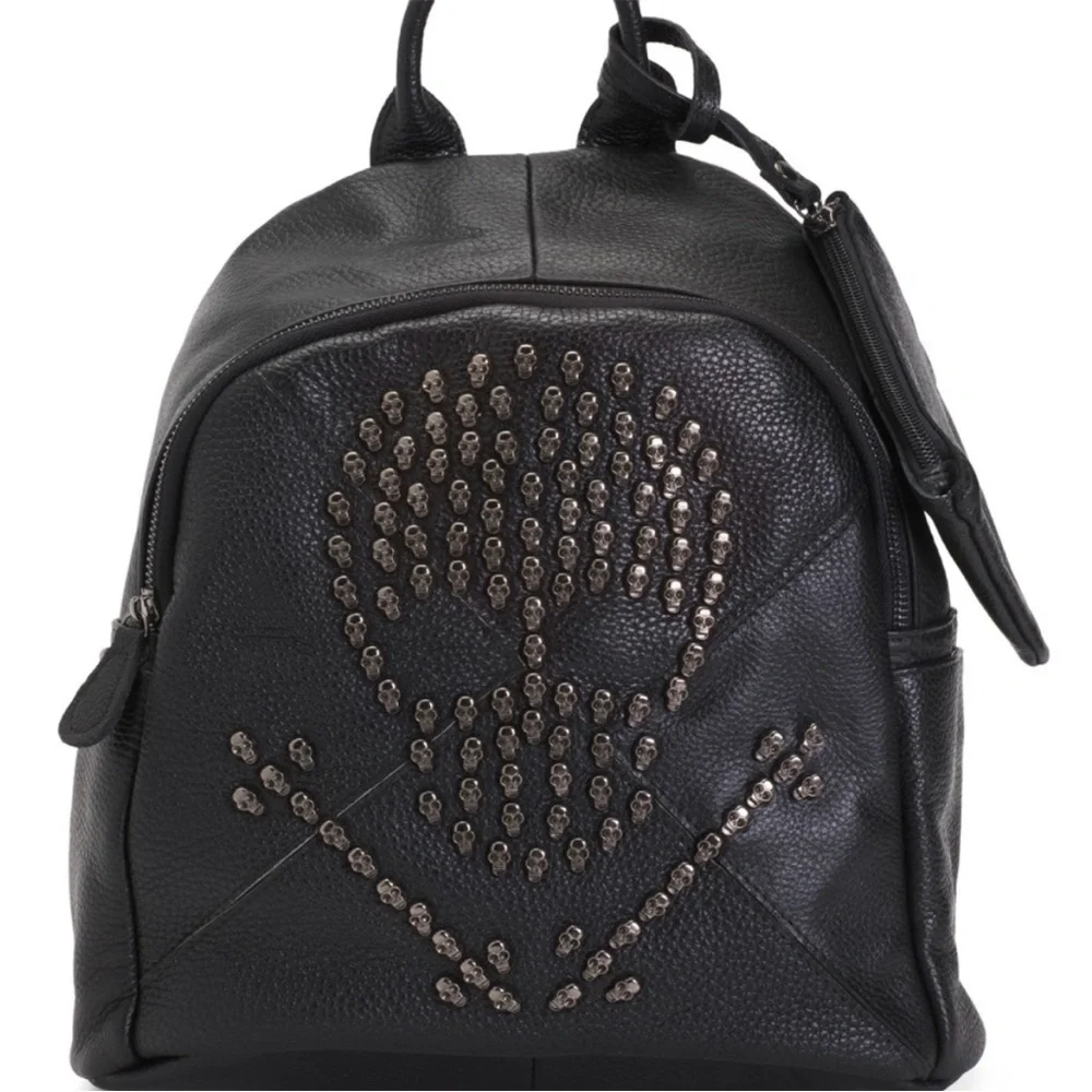 Amerileather Black Skull Studded Backpack, Brand Mew, genuine leather - Picture 1 of 5
